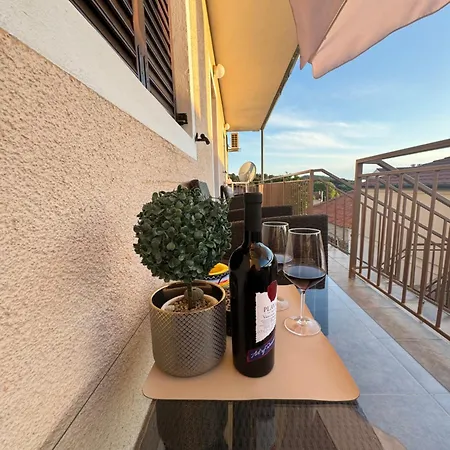 Meri Apartment Jezera