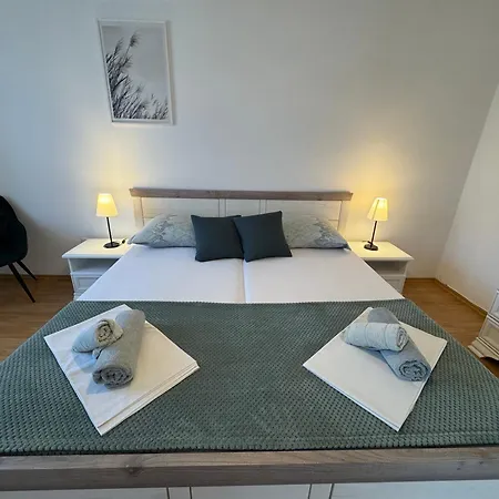 Meri Apartmán Jezera